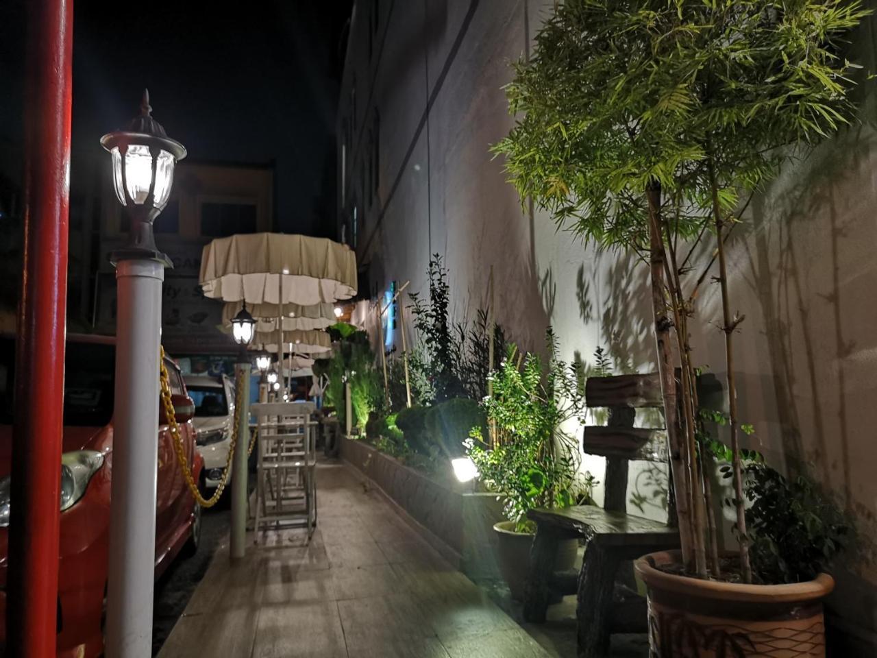 Urban Bird Hotel Kuala Lumpur Exterior photo